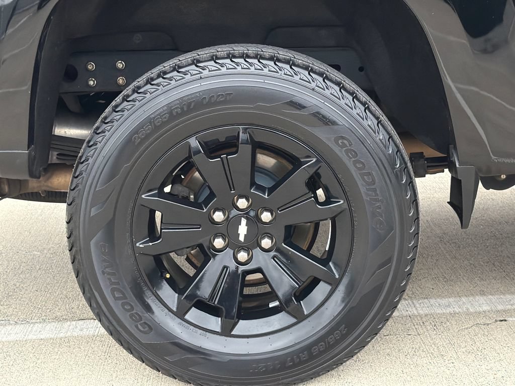 Used 2020 Chevrolet Colorado Z71 w/ Z71 Midnight Edition AWD/4WD image 7