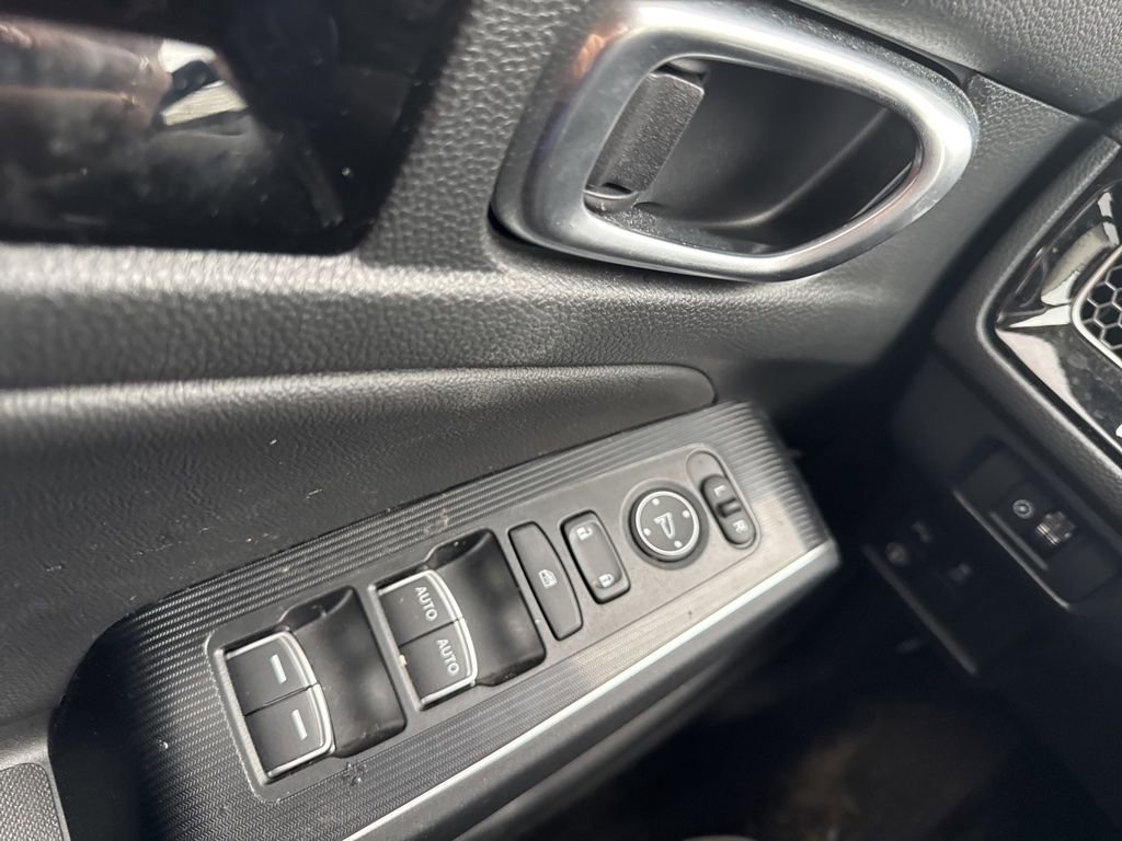 Used 2023 Honda Civic Touring image 15