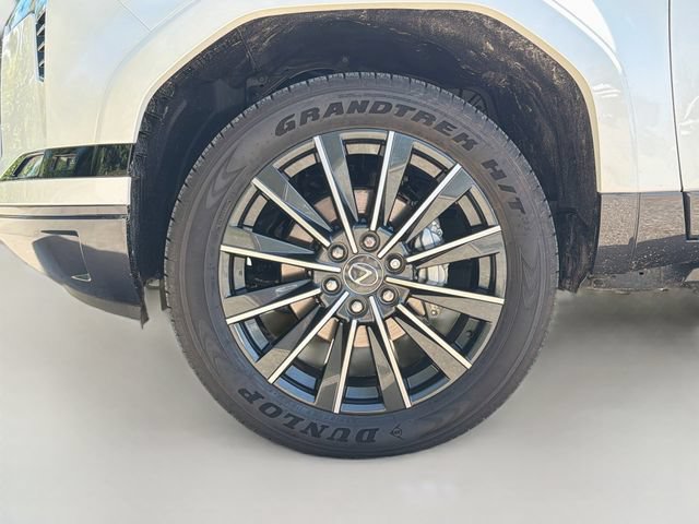 Used 2025 Lexus GX 550 w/ Accessory Package (Z1) AWD/4WD image 45