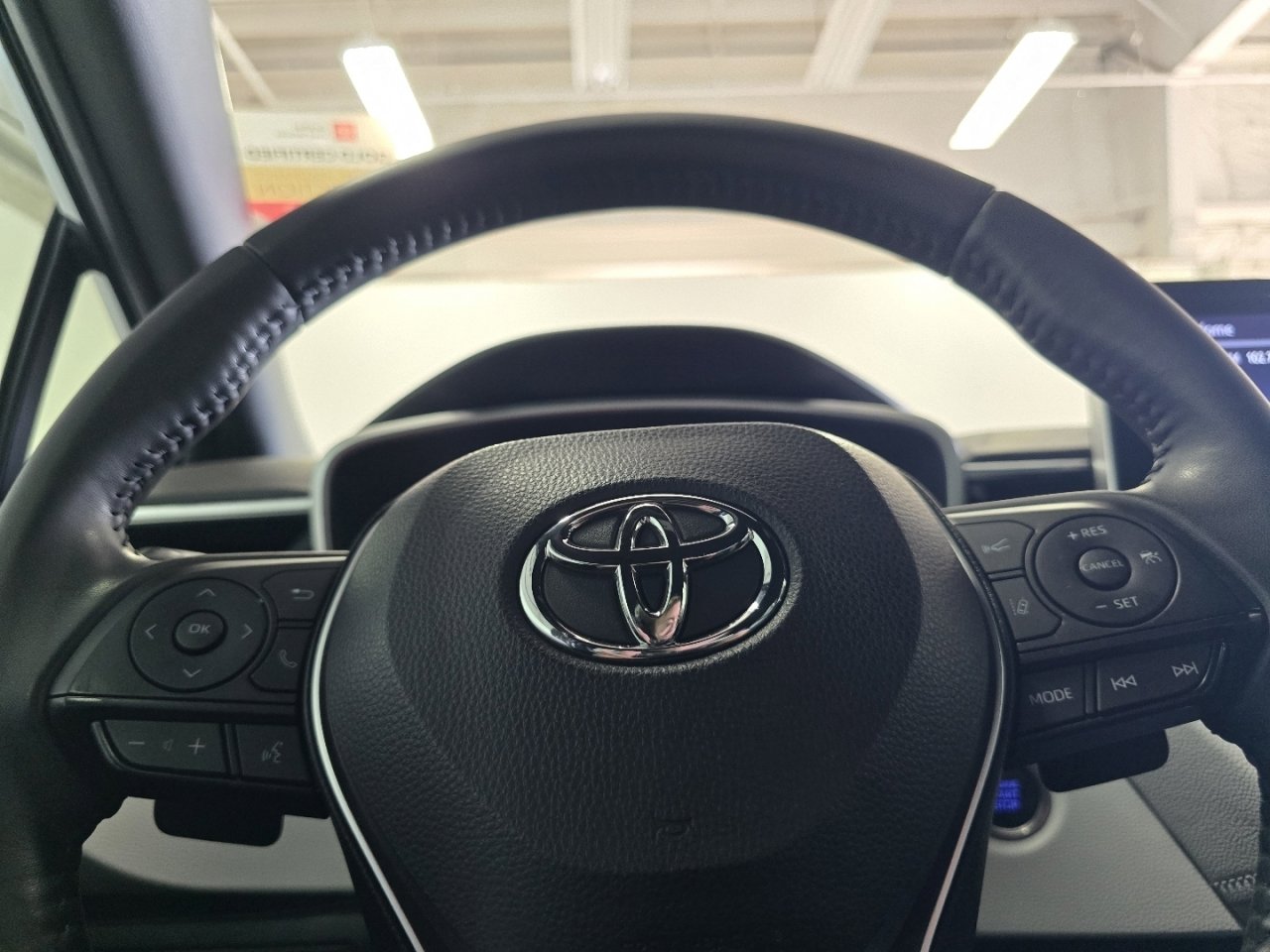 Certified 2021 Toyota Corolla SE FWD image 23