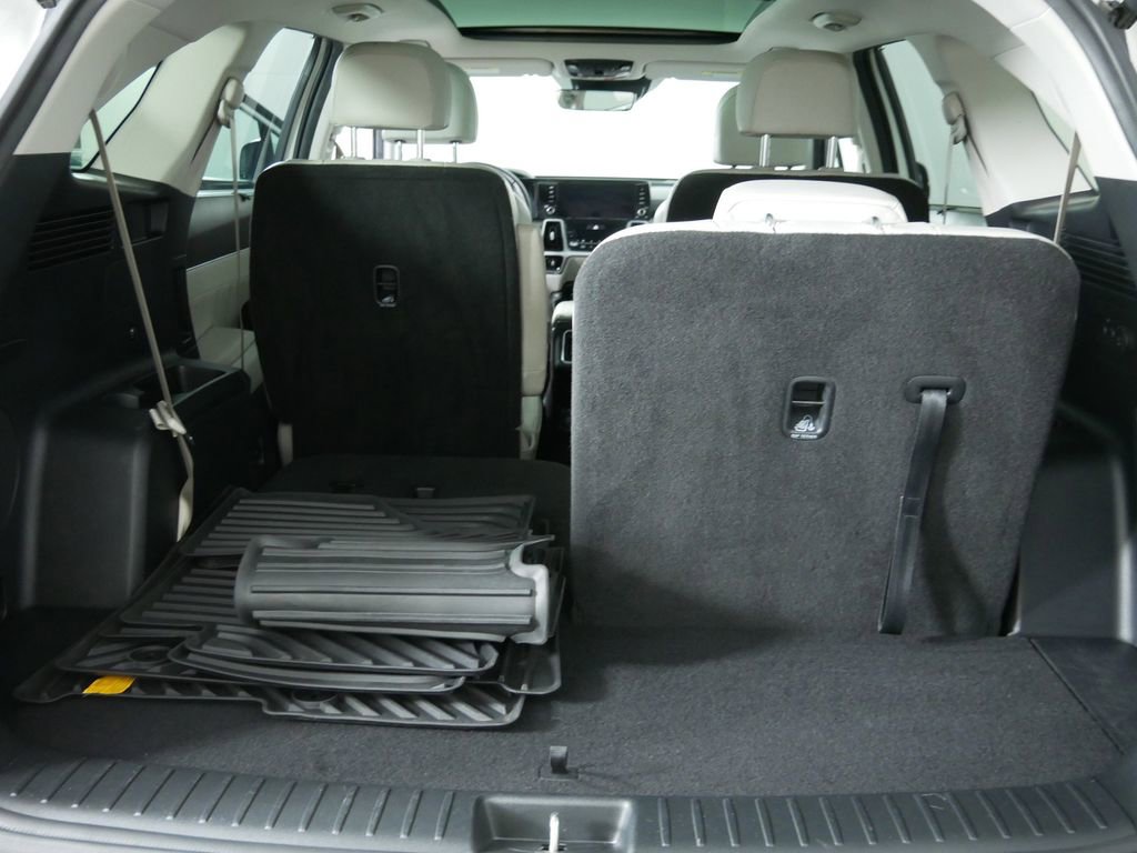 Certified 2023 Kia Sorento SX Prestige image 17