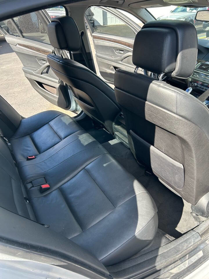 Used 2013 BMW 528i xDrive Sedan image 18