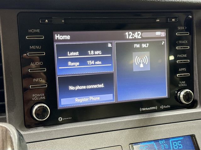 Used 2018 Toyota Sienna XLE image 16