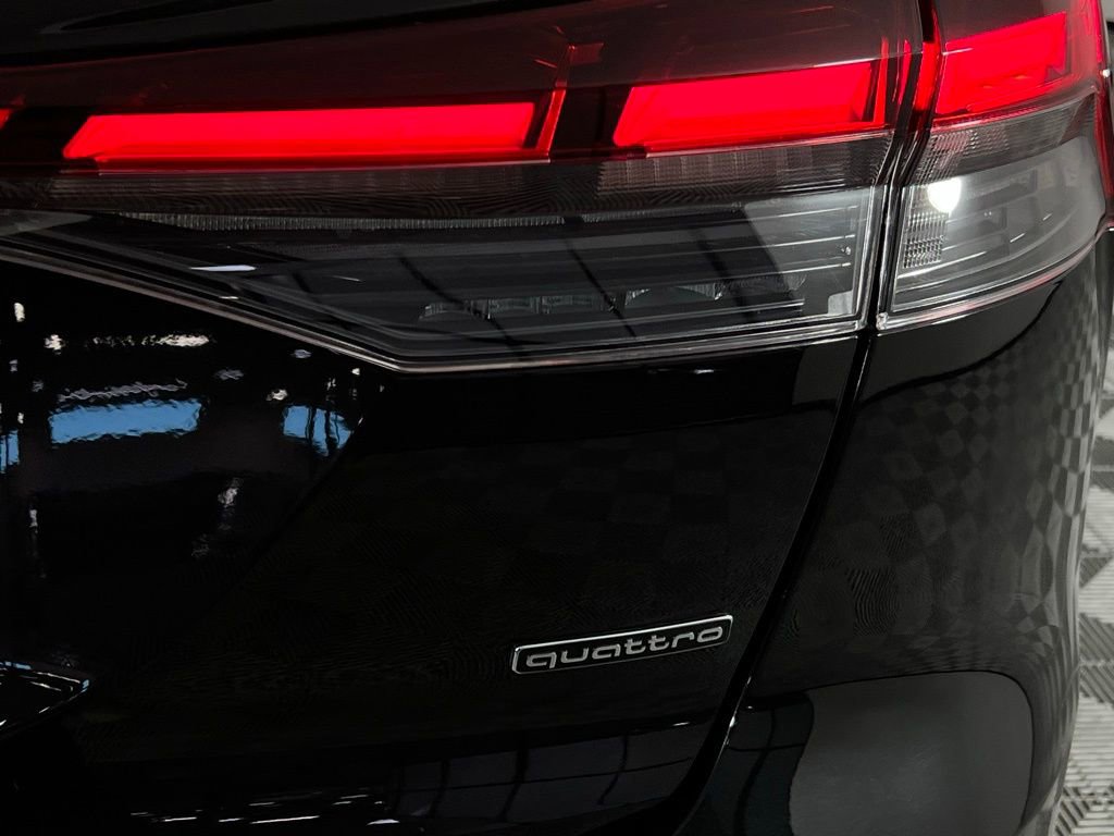 Used 2024 Audi Q4 e-tron Premium Plus w/ Premium Plus image 15