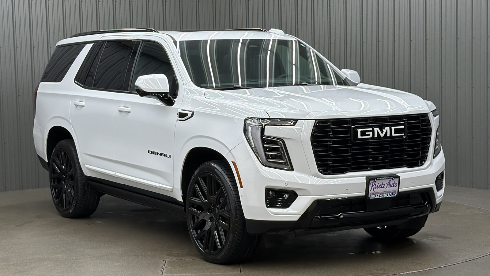 Used 2026 GMC Yukon Denali w/ Sun & Power Step Package AWD/4WD image 7