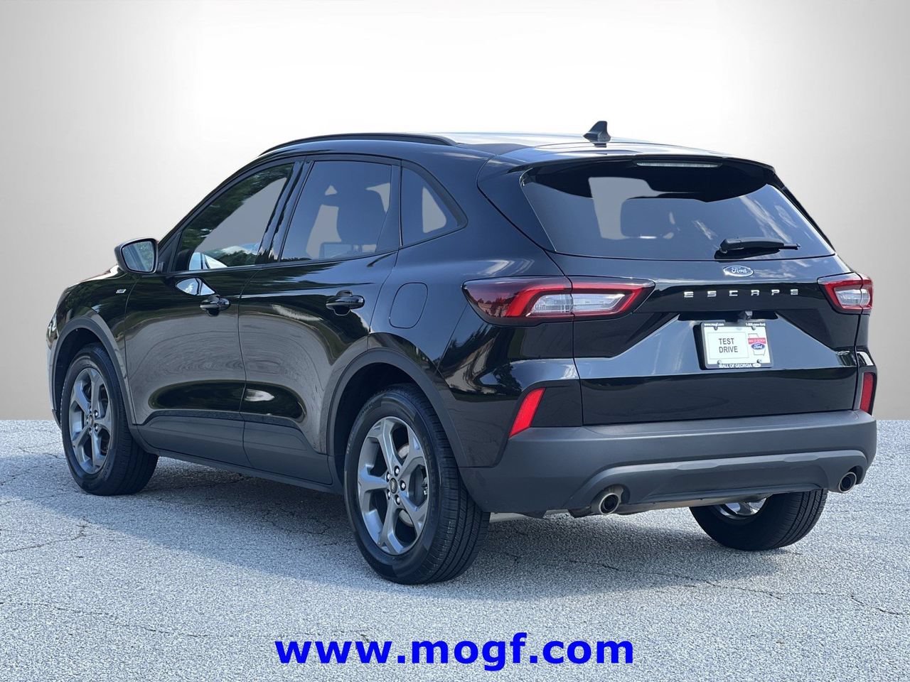 Used 2025 Ford Escape ST-Line FWD video 2