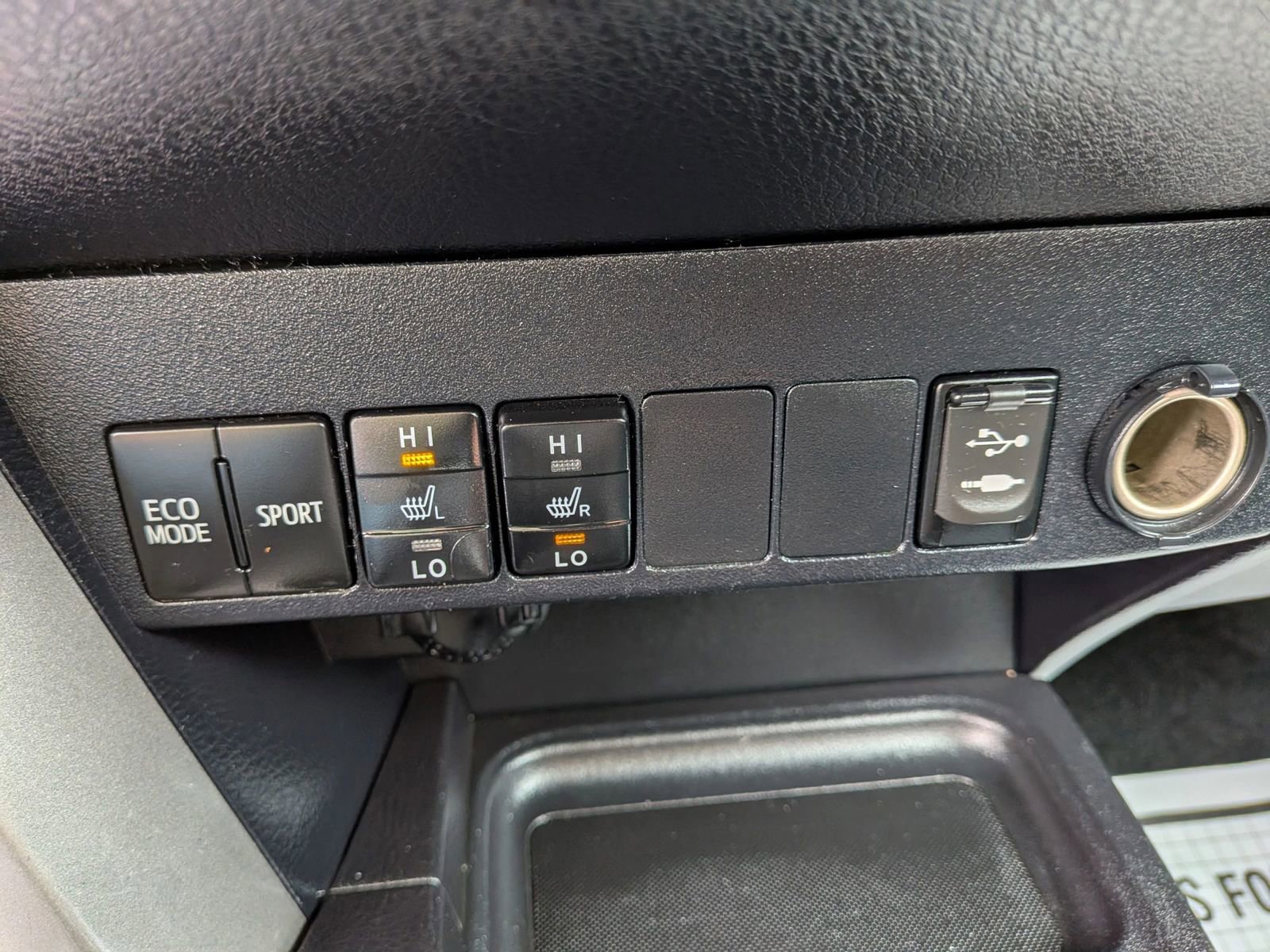 Used 2016 Toyota RAV4 Limited AWD/4WD image 60