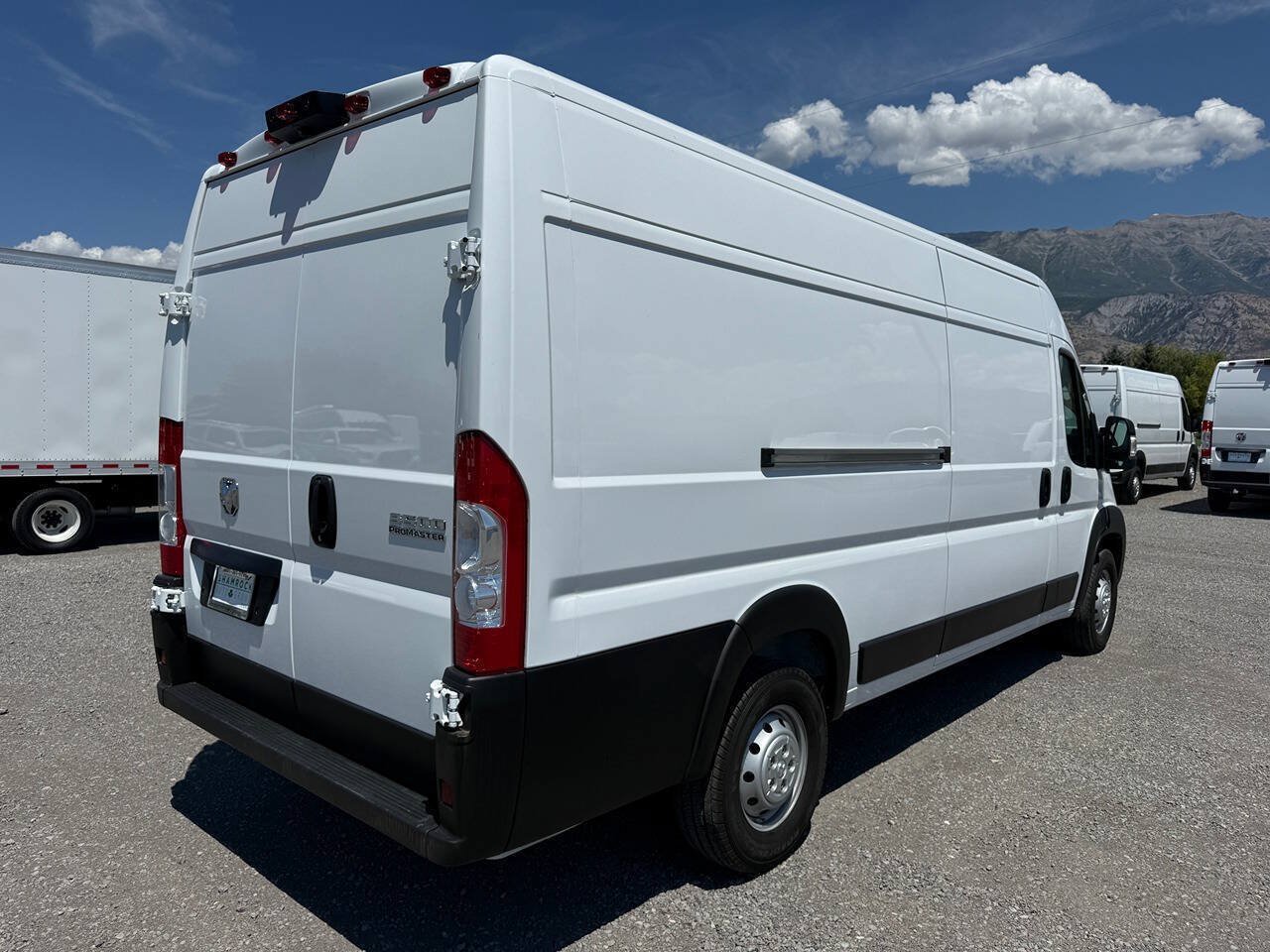 Used 2023 RAM ProMaster 3500 FWD image 3