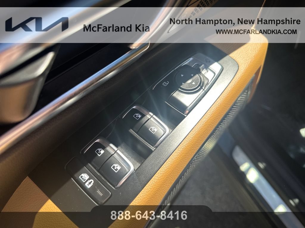 Used 2021 Kia Telluride SX w/ Nightfall Edition Package AWD/4WD image 12