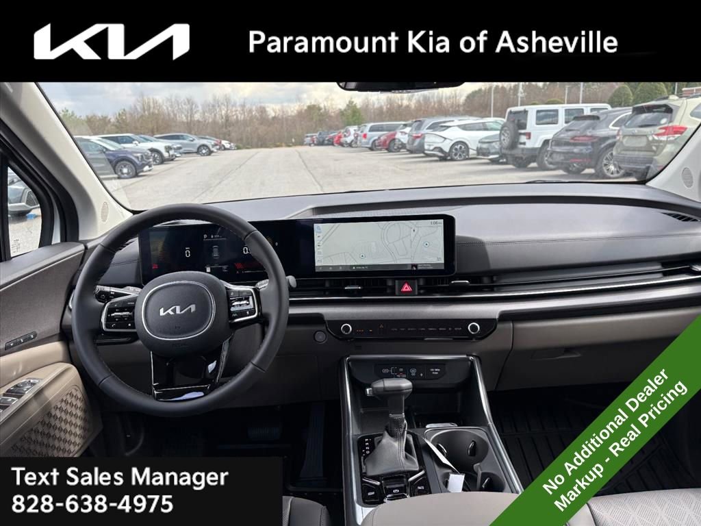 New 2026 Kia Carnival EX image 7