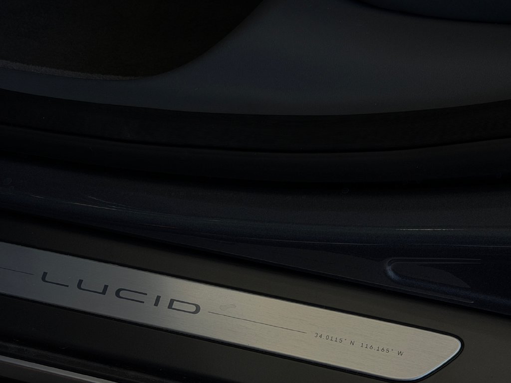 Used 2023 Lucid Air Pure RWD image 25