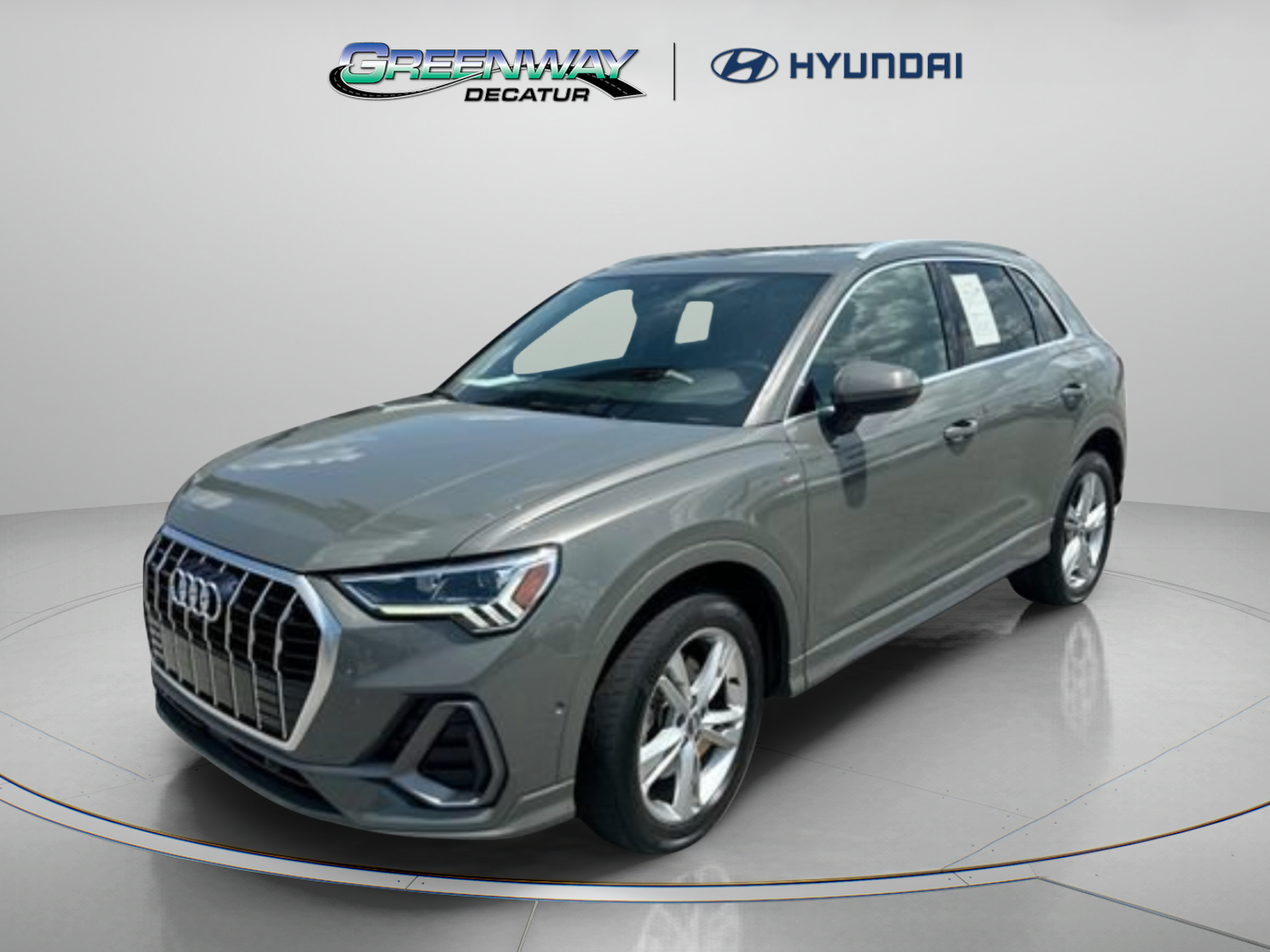 Used 2019 Audi Q3 2.0T Prestige AWD/4WD image 4