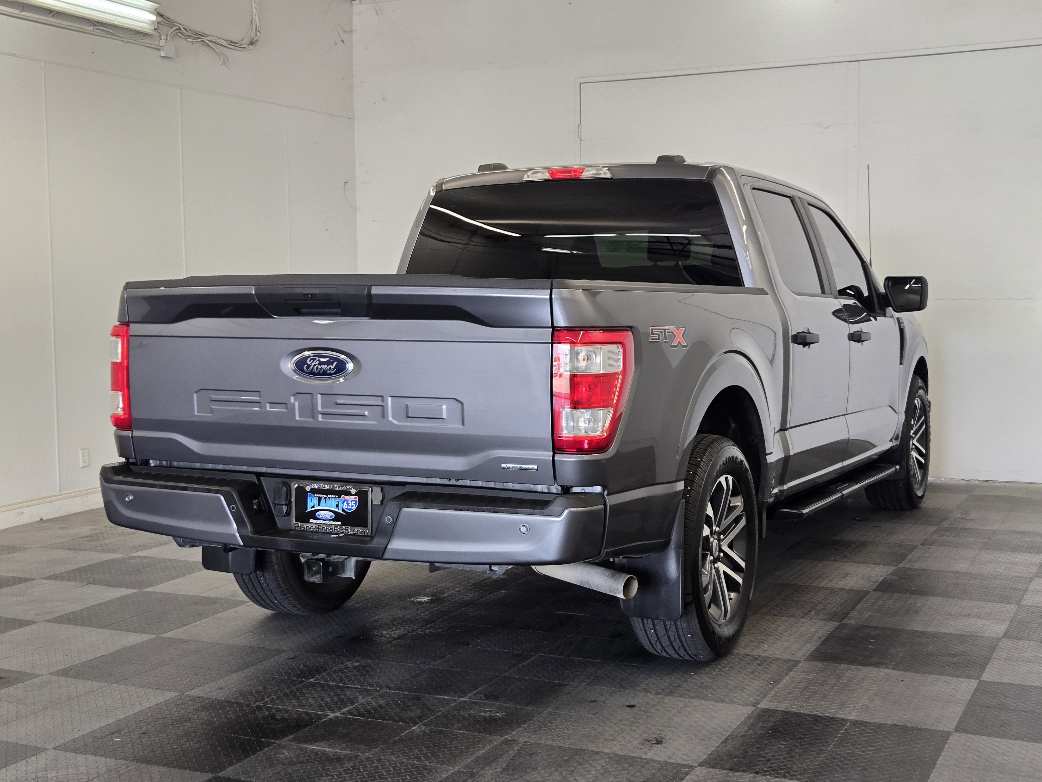Certified 2023 Ford F150 XL w/ STX Appearance Package RWD image 7
