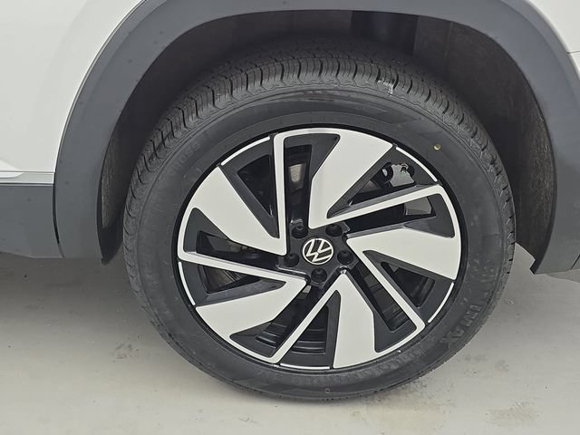 Certified 2024 Volkswagen Atlas SEL AWD/4WD image 35