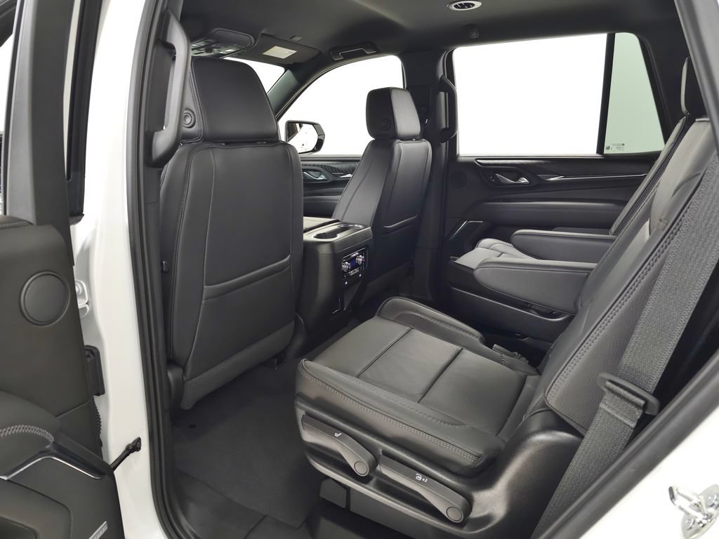 Used 2024 GMC Yukon Denali AWD/4WD image 36