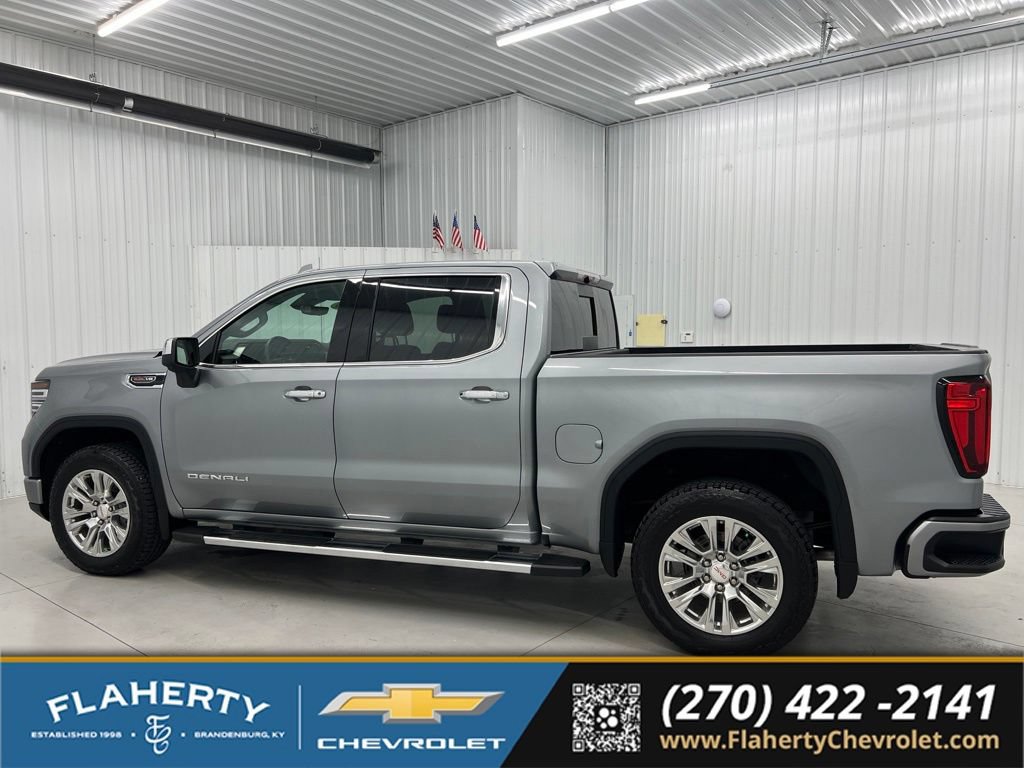 Used 2025 GMC Sierra 1500 Denali w/ Technology Package AWD/4WD image 5
