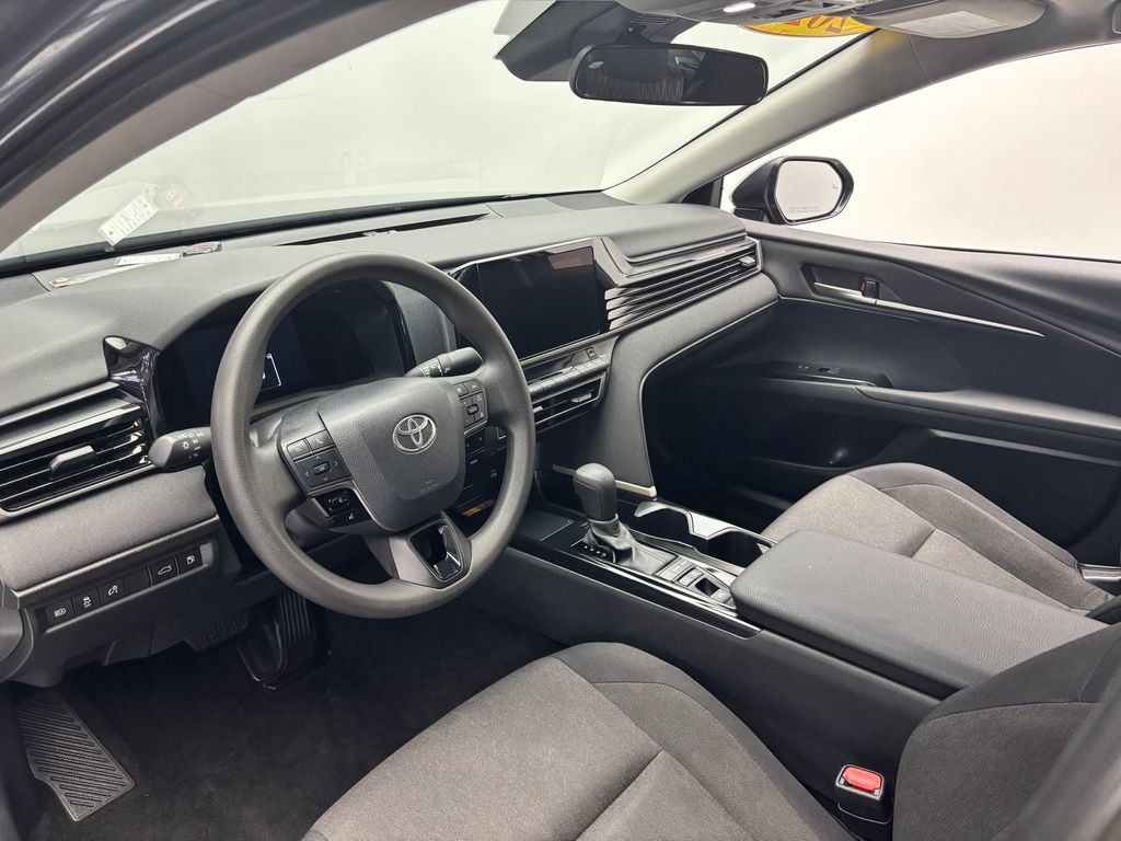 Used 2025 Toyota Camry LE FWD image 21