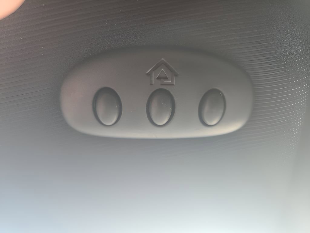 Used 2019 Lincoln MKZ Premiere image 23