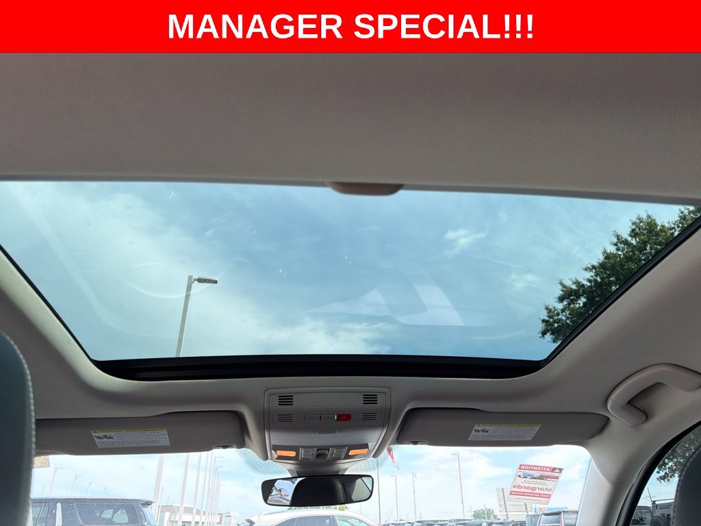 Used 2023 Volkswagen Jetta SE FWD image 15