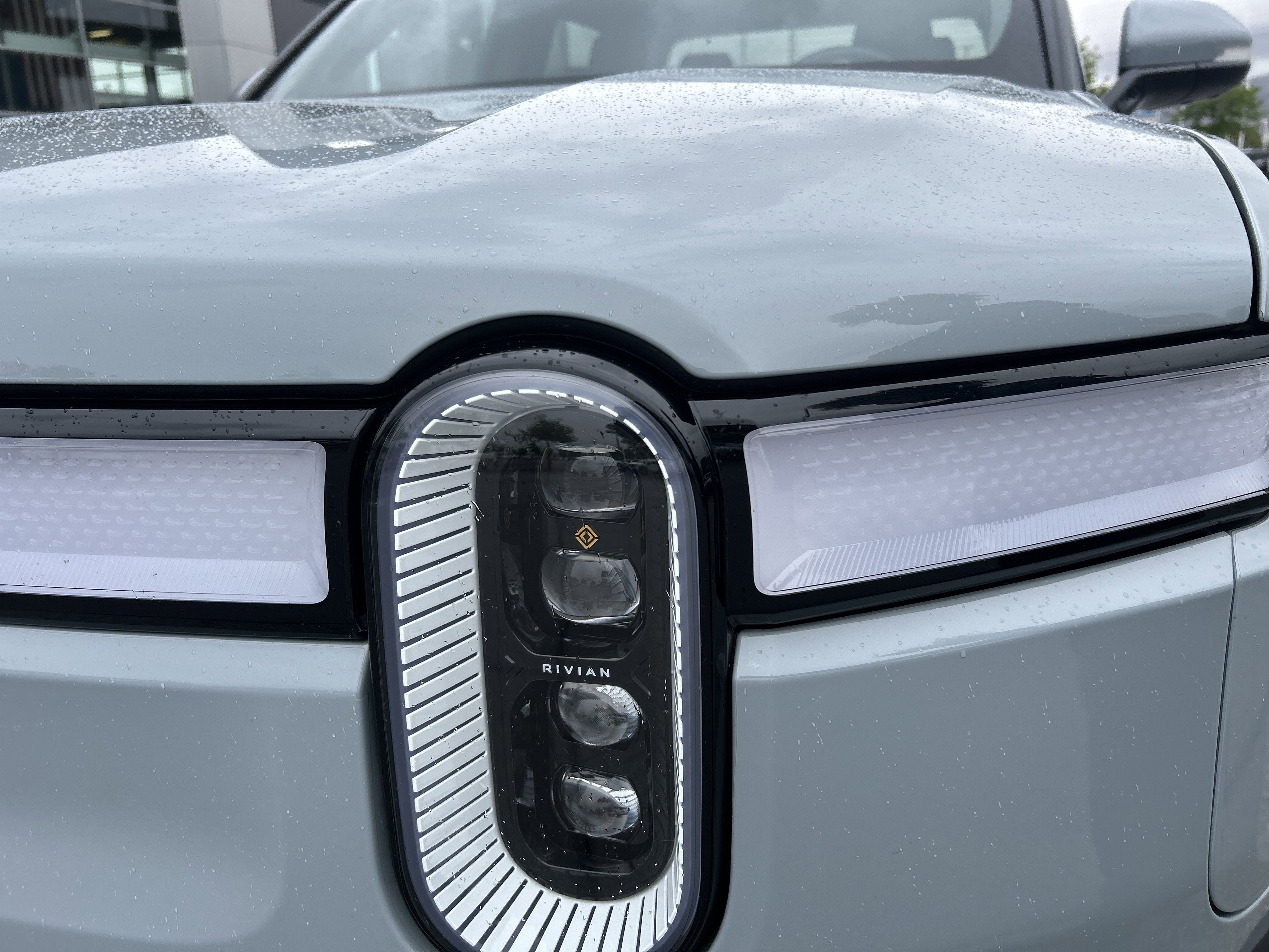 Used 2023 Rivian R1T Adventure AWD/4WD image 11