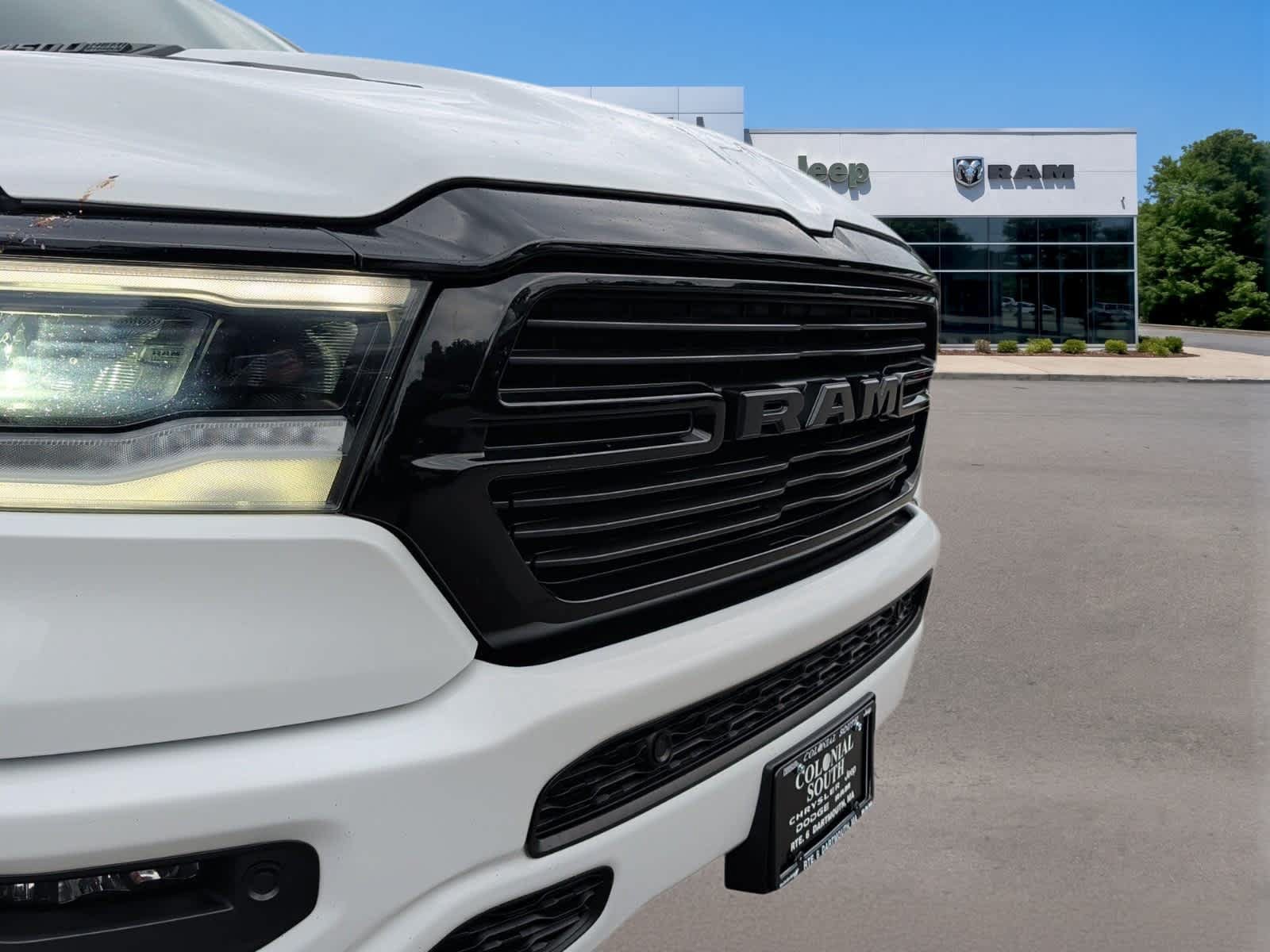 Used 2024 RAM 1500 Laramie AWD/4WD image 10