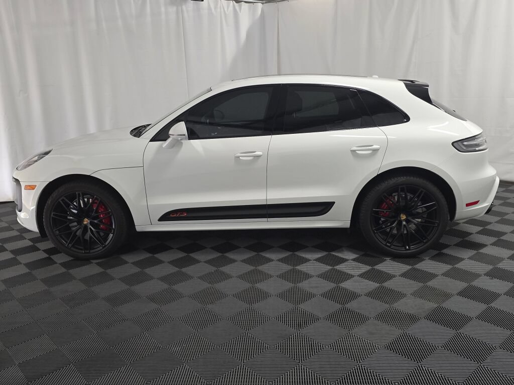 Used 2023 Porsche Macan GTS AWD/4WD image 2