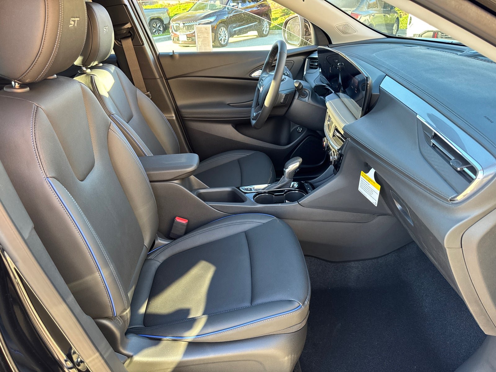 New 2026 Buick Encore GX Sport Touring FWD image 15