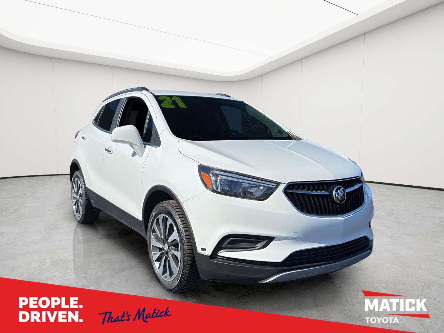 Used 2021 Buick Encore Preferred AWD/4WD image 1