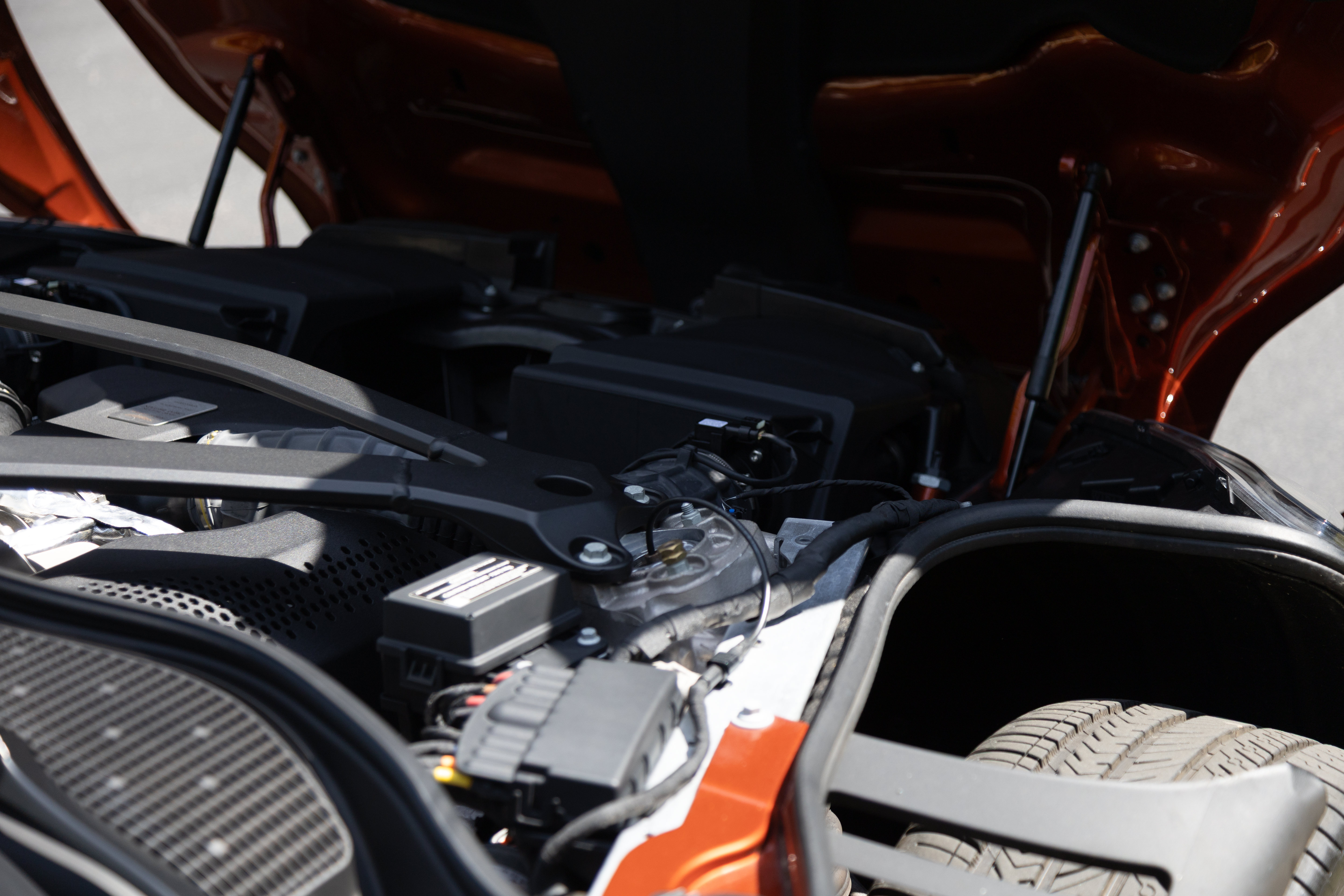 Used 2021 Aston Martin DB11 Volante RWD image 56