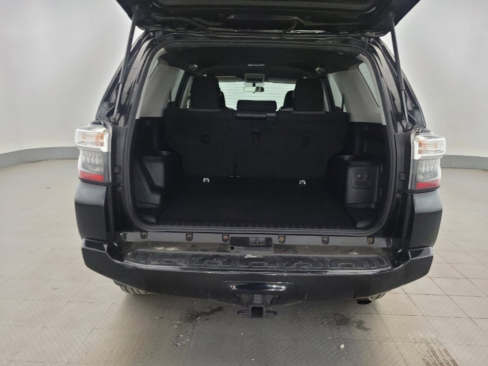 Used 2016 Toyota 4Runner SR5 AWD/4WD image 29