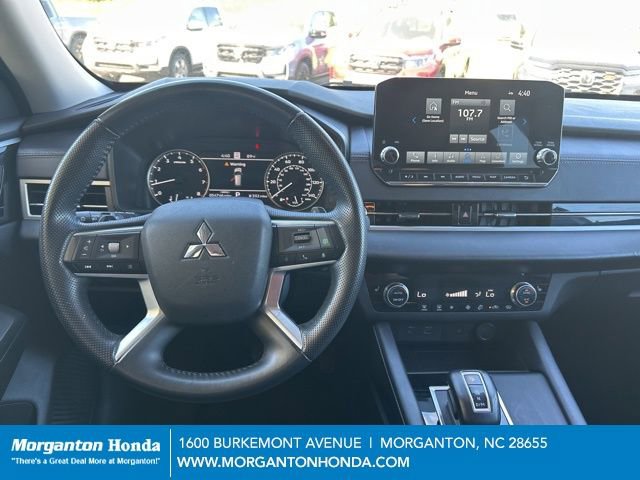 Used 2024 Mitsubishi Outlander SE Black Edition AWD/4WD image 15