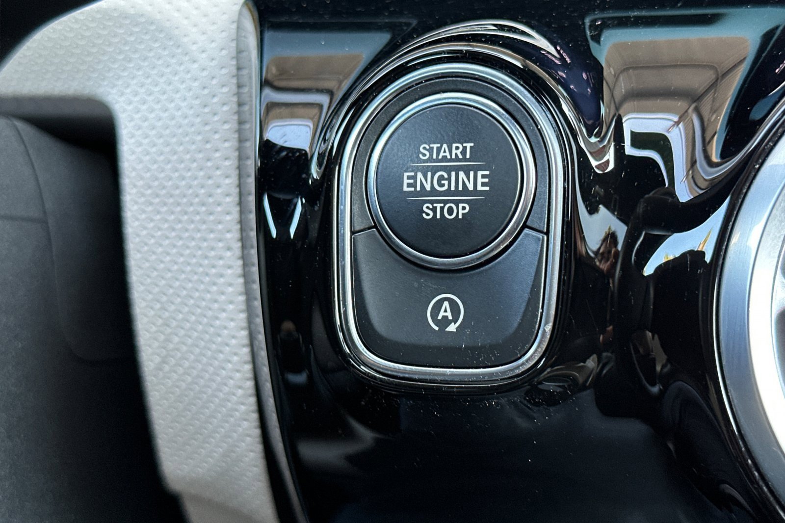 Certified 2025 Mercedes-Benz CLA 250 image 25