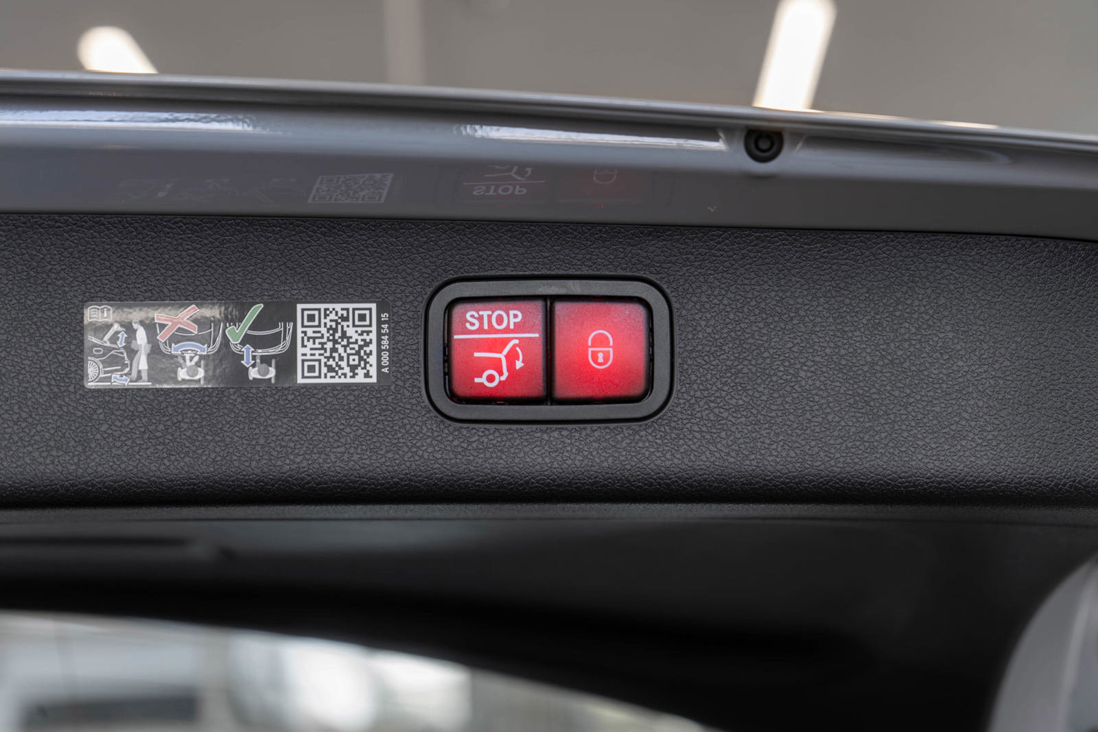 New 2025 Mercedes-Benz E 450 4MATIC All-Terrain Wagon image 36