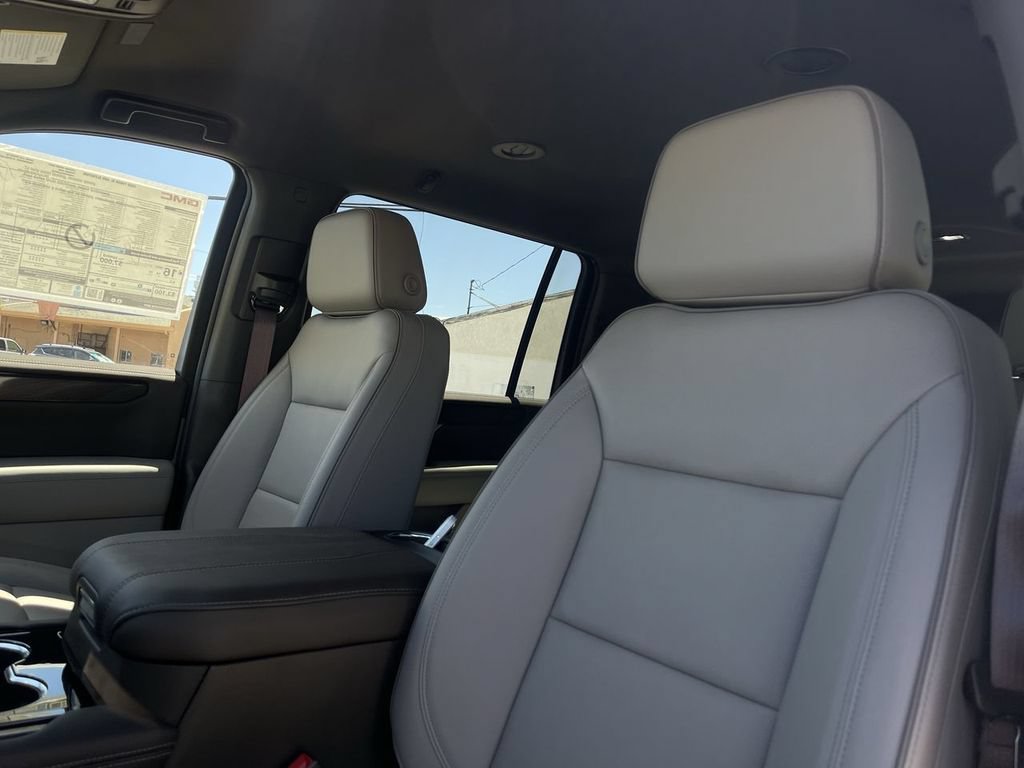 New 2026 GMC Yukon XL Elevation AWD/4WD image 19