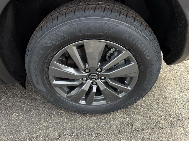 New 2026 Nissan Pathfinder SV image 9