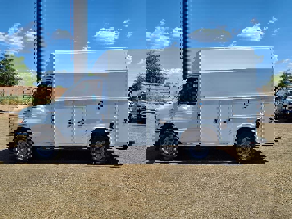 New 2026 Ford E-350 and Econoline 350 Super Duty w/ Power Equipment Group image 8