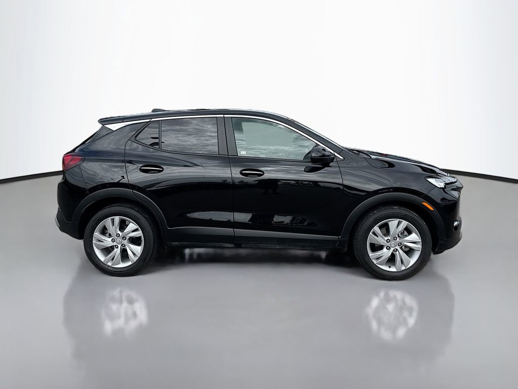 Used 2024 Buick Encore GX Preferred w/ Comfort Package FWD image 7