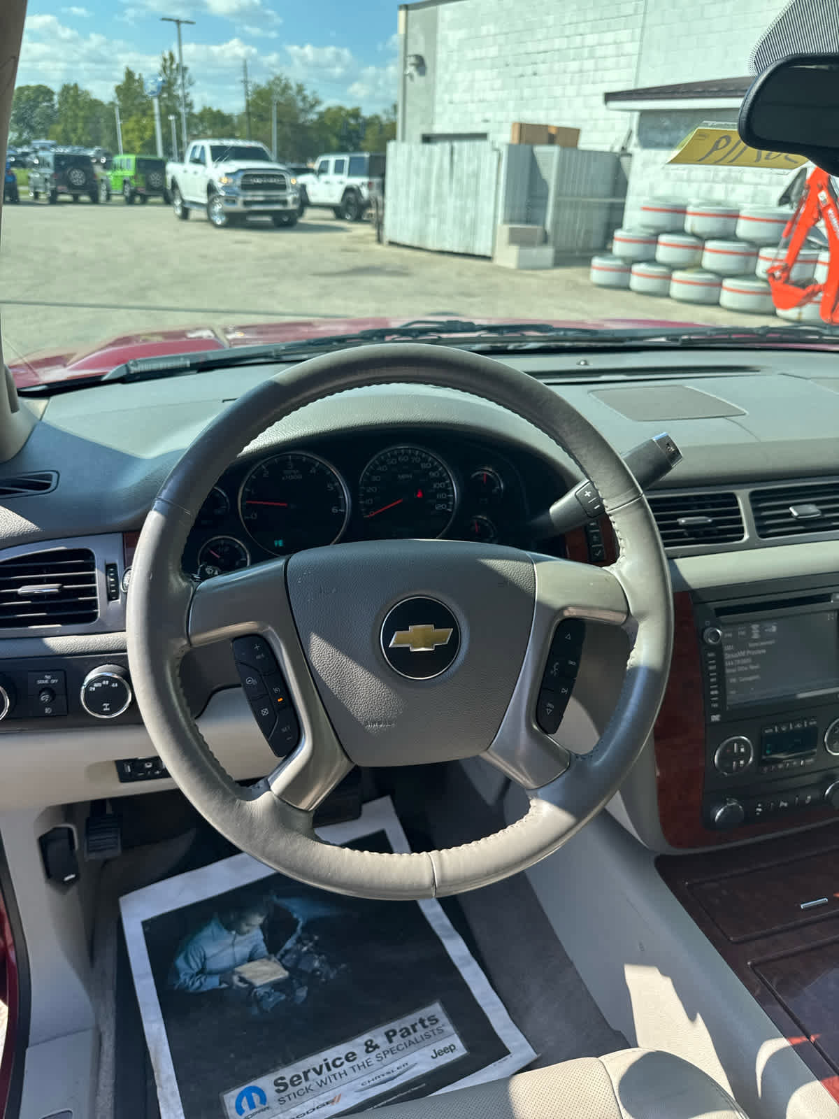 Used 2013 Chevrolet Tahoe LTZ image 23