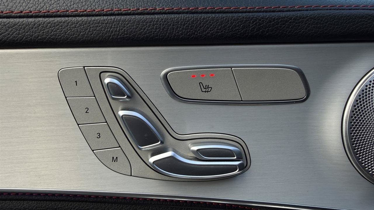 Used 2022 Mercedes-Benz GLC 43 AMG 4MATIC image 26