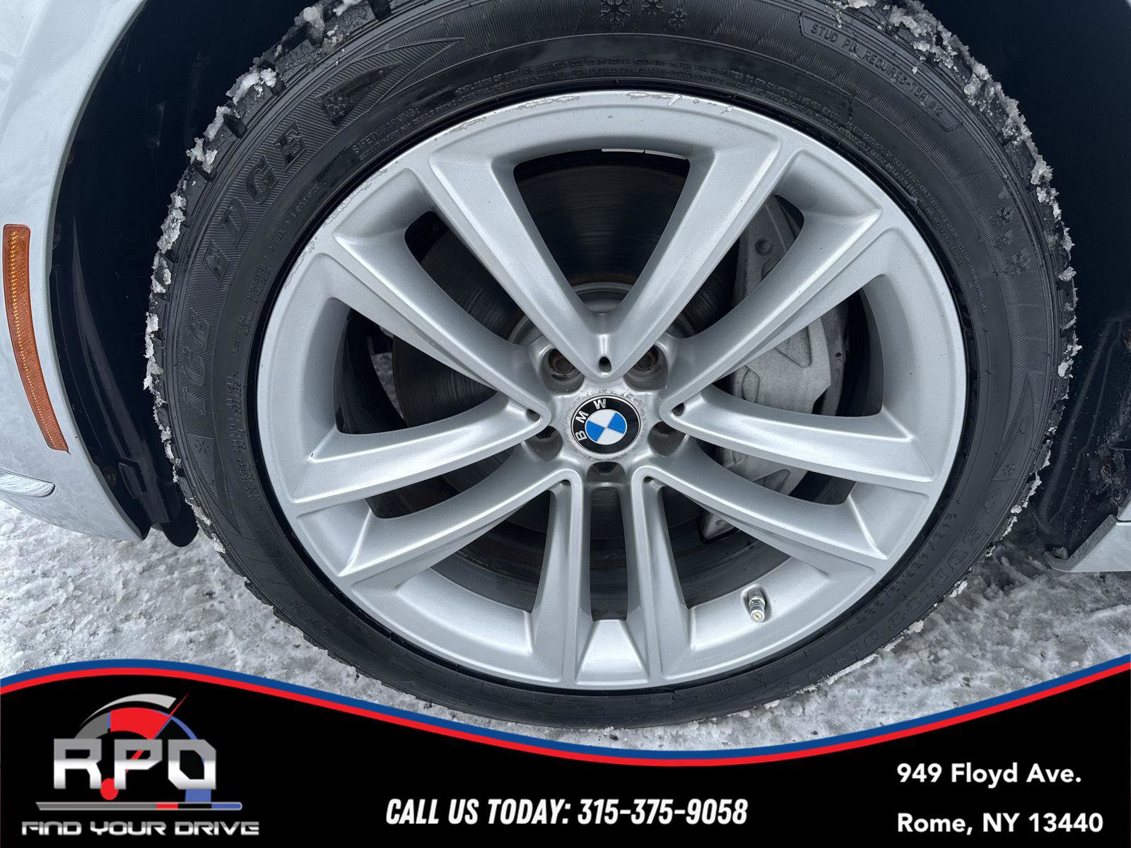 Used 2017 BMW 750i xDrive image 10