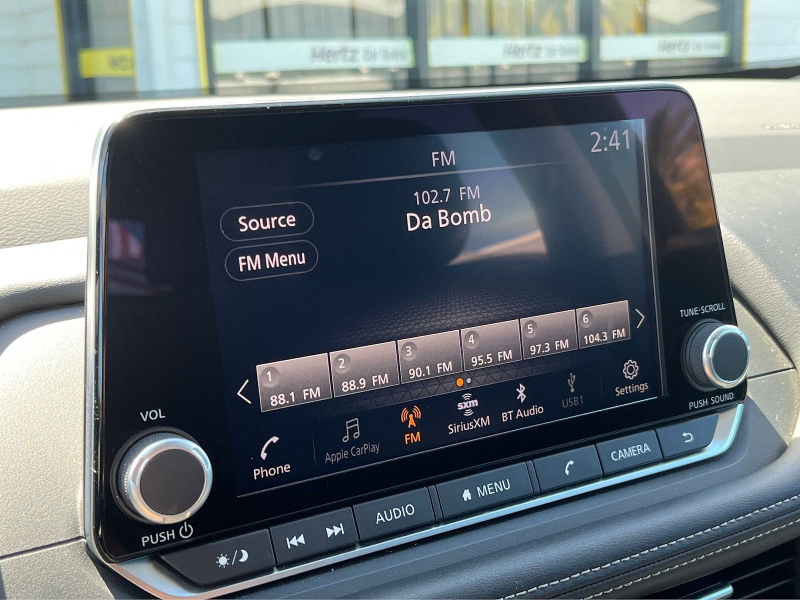 Used 2025 Nissan Rogue SV image 20