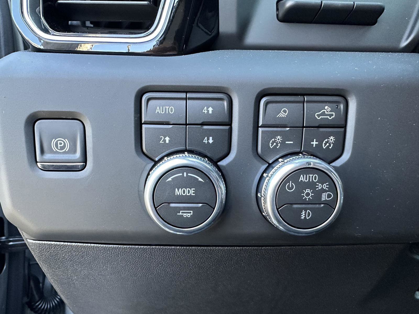 New 2026 GMC Sierra 2500 Denali w/ Technology Package image 10