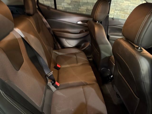 Used 2025 Buick Encore GX Preferred image 33