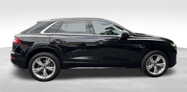 Used 2021 Audi Q8 Premium Plus w/ Premium Plus Package AWD/4WD image 9