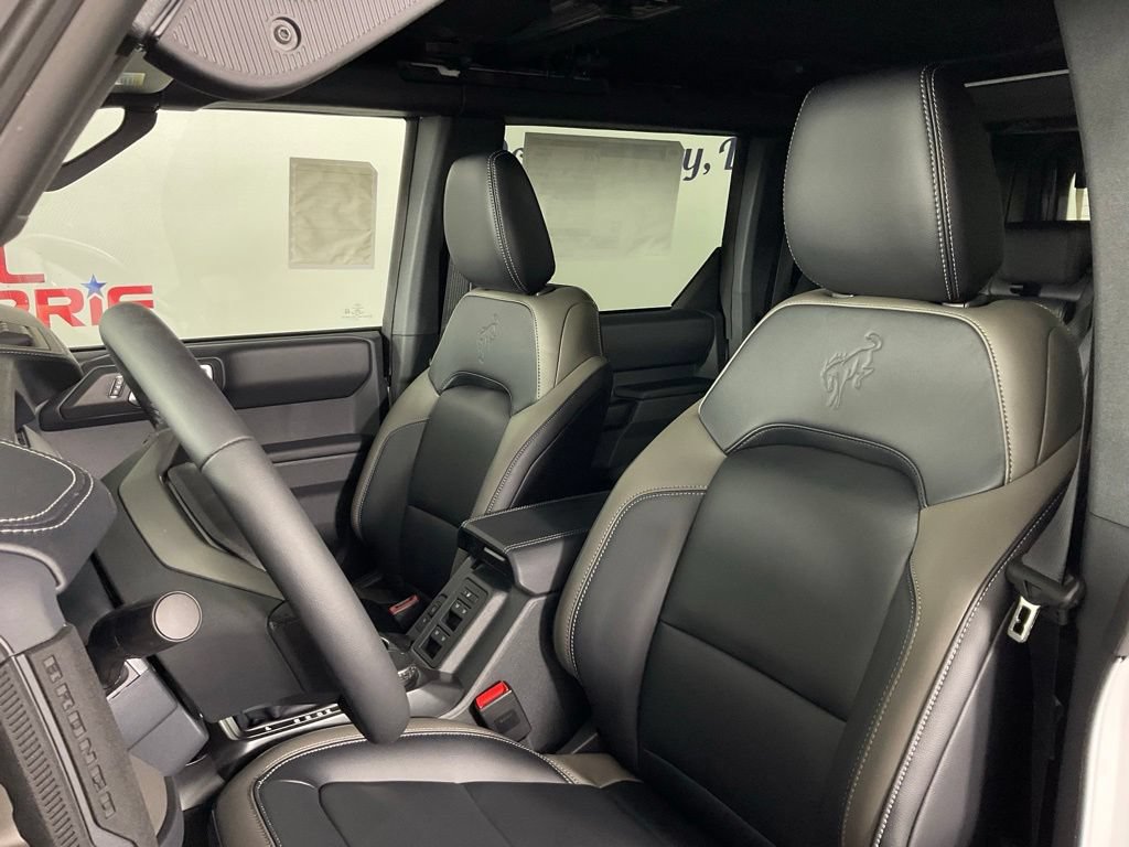 New 2026 Ford Bronco Outer Banks AWD/4WD image 14