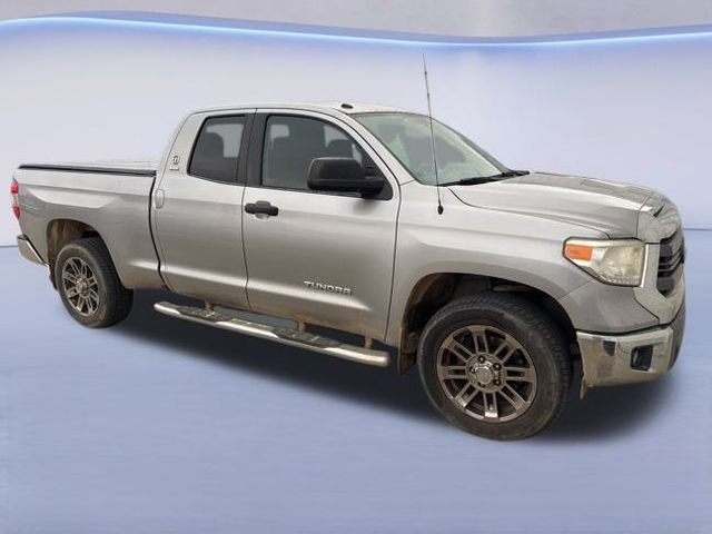 Used 2015 Toyota Tundra SR5 image 3