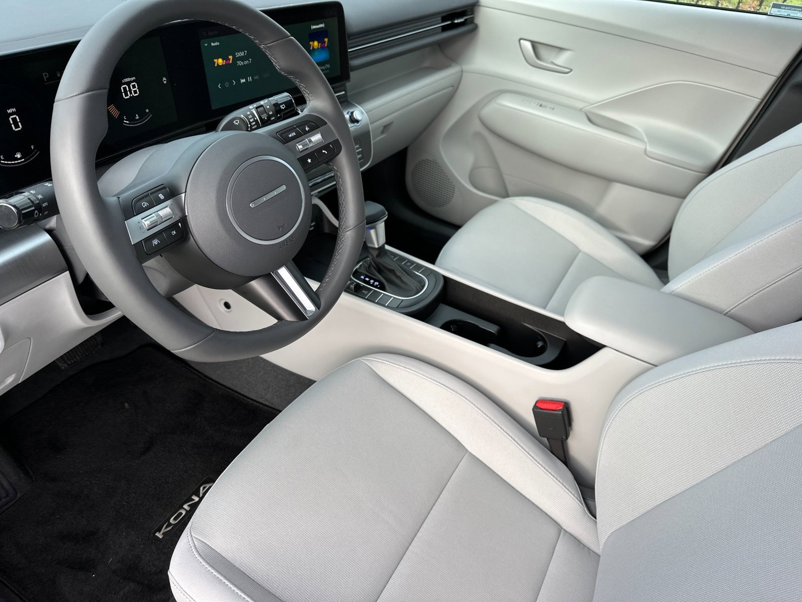 Used 2024 Hyundai Kona SEL image 10