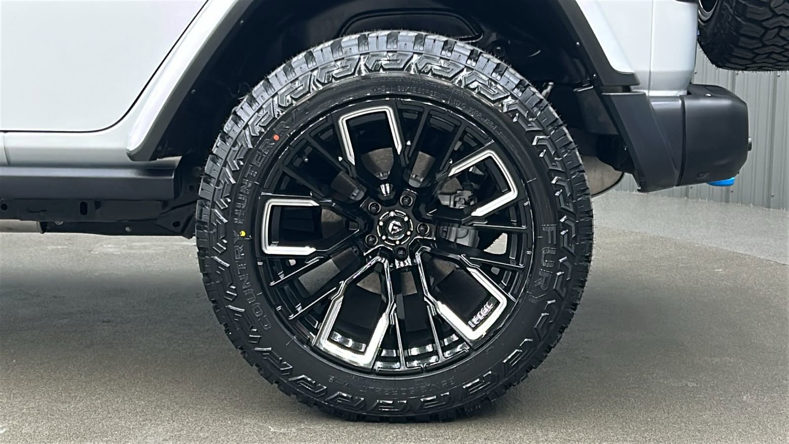 Used 2024 Jeep Wrangler Unlimited Rubicon 4xe image 12