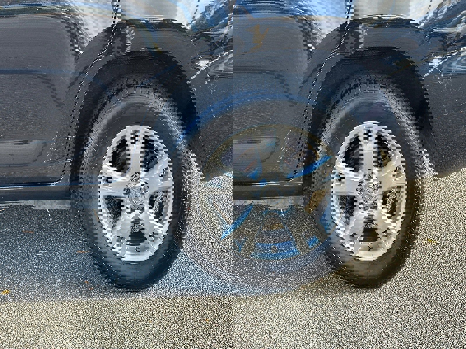 Used 2011 Toyota RAV4 2WD image 20