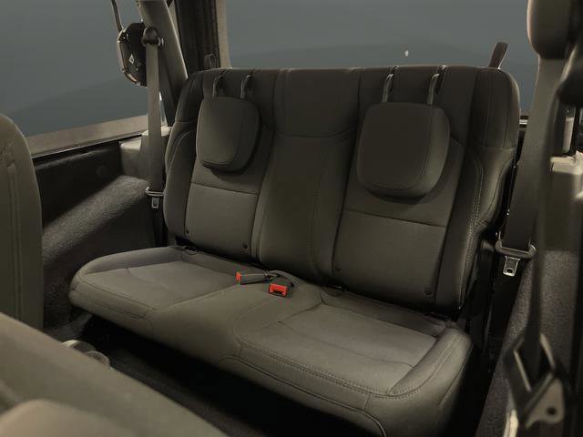 Used 2021 Jeep Wrangler Sport image 25